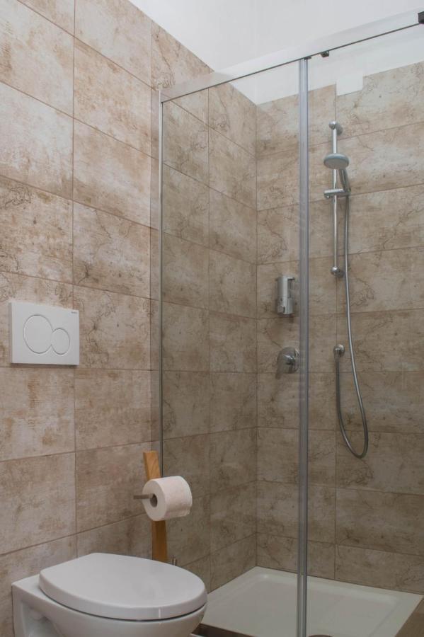 Tiber Rooms Testaccio Roma Exterior foto